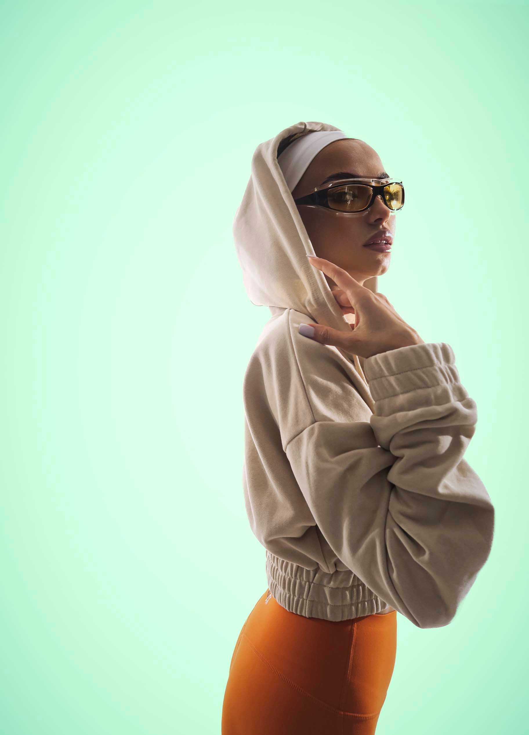 EverCore Cropped Beige Hoodie