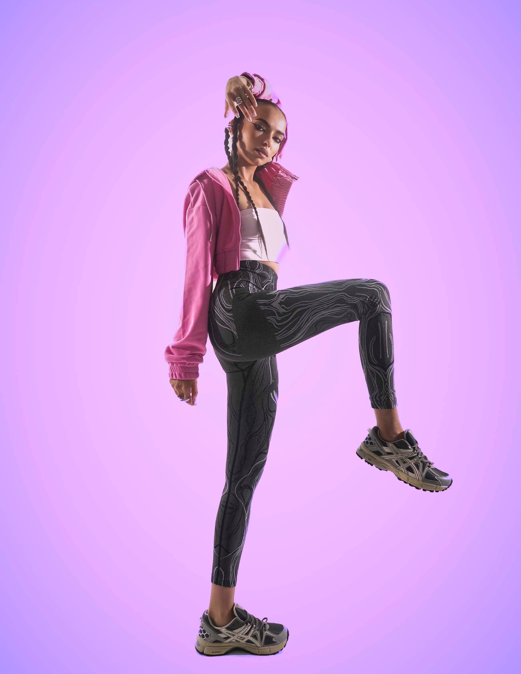 EverCore Cropped Pink Hoodie
